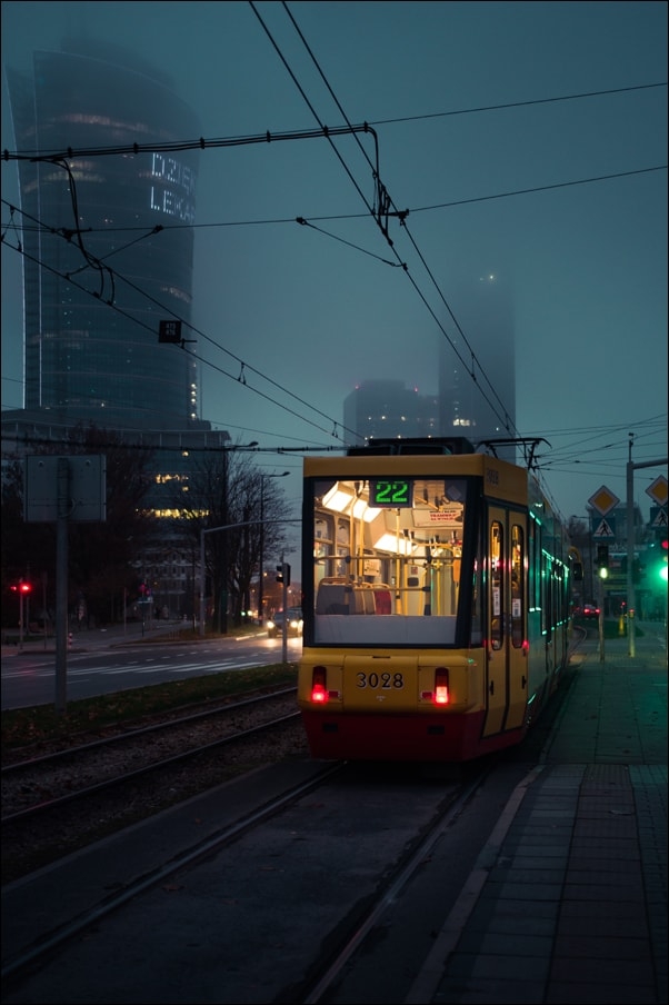 Image of Warszawa Tramwaj Dwadzieścia dwa - Plakat premium Wymiar do wyboru: 40x50 cm