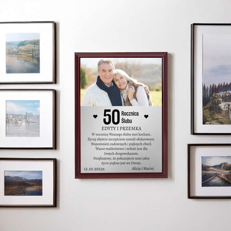 Rocznica ślubu – drewniany panel z srebrną tabliczką i dedykacją