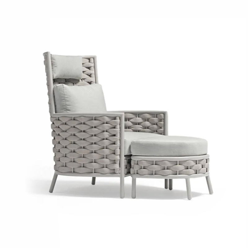 Fotel ogrodowy z wysokim oparciem i podnóżkiem LOOP 83x86x109 Couture Jardin beżowy aluminium